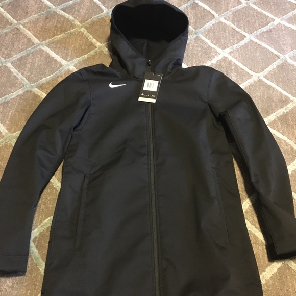 nike protect basketball jacket